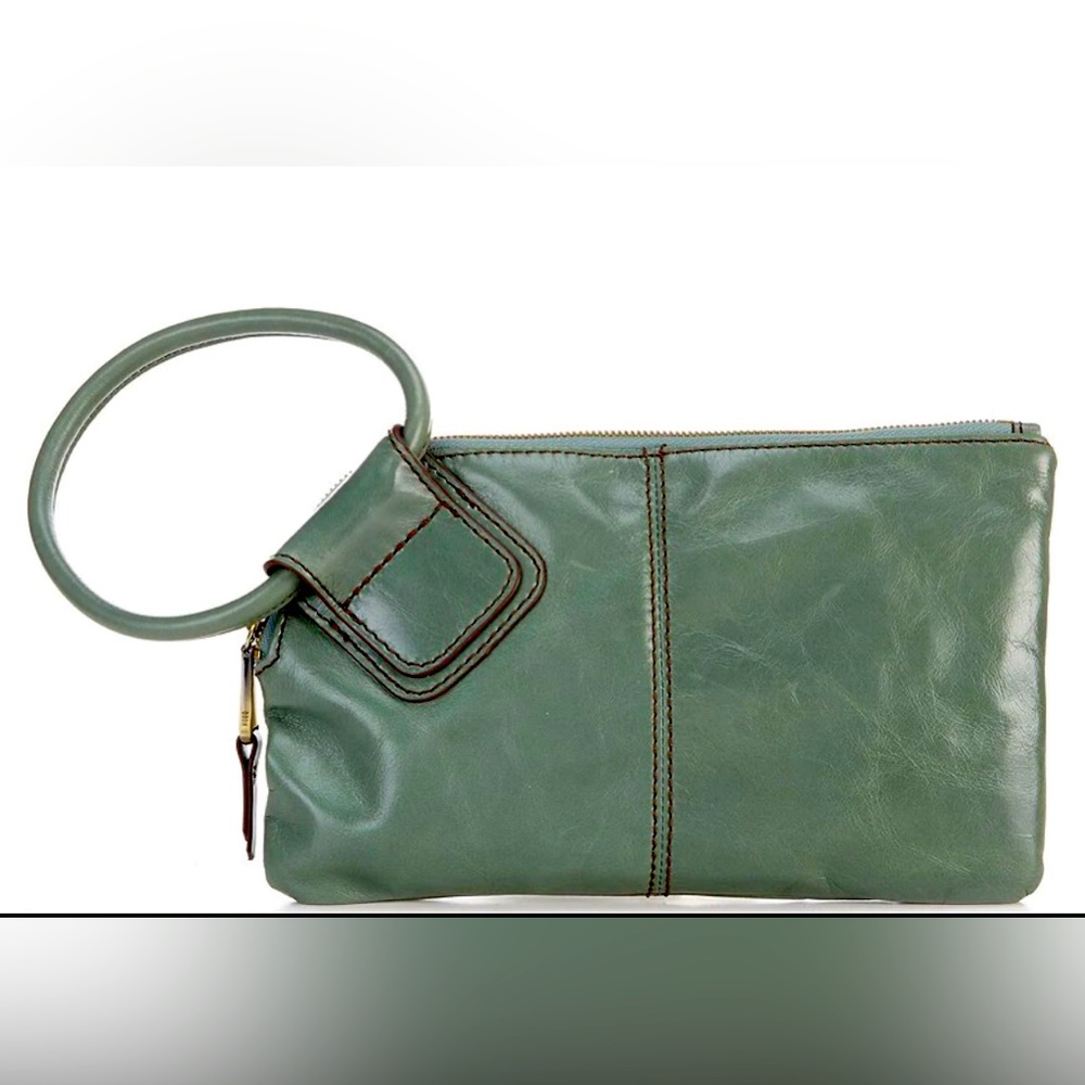 HOBO Sable zip wristlet